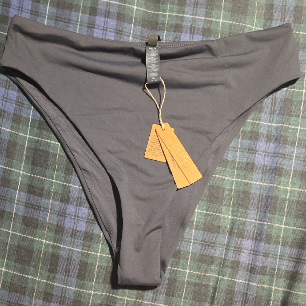 SKIMS High Waisted Charcoal Bikini Bottom 🟢🟢